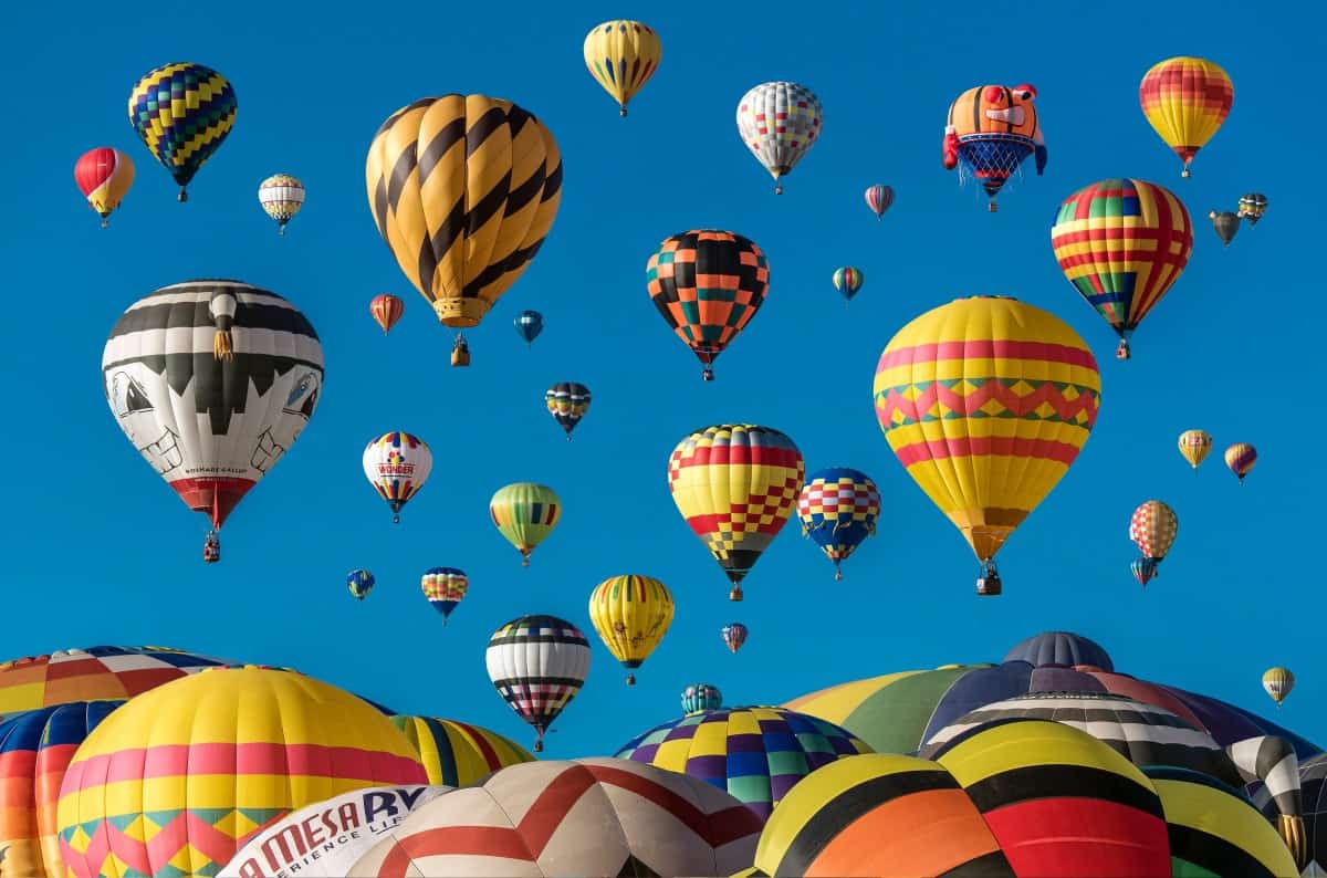 Premierowe pokazy balonowe na festiwalu lotniczym Fly Fest