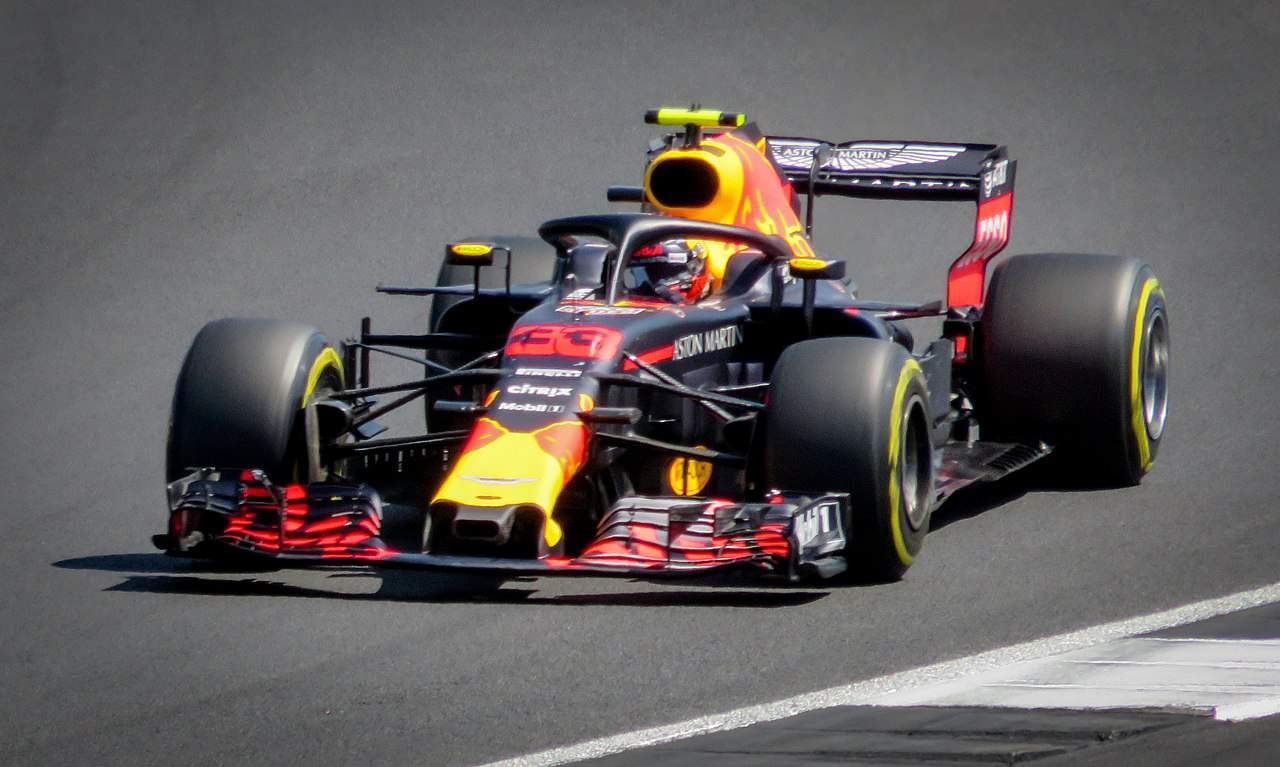 Formuła 1: Szalony wyścig i triumf Maxa Verstappena w Grand Prix Emilii-Romanii