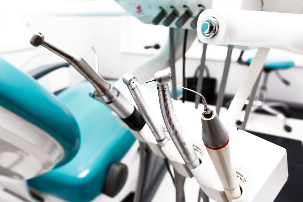 Jak wybrać idealne wyposażenie dla gabinetu stomatologicznego?